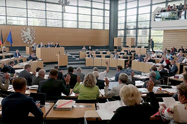 Plenarsaal im Thüringer Landtag, www.thueringer-landtag.de